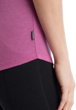 Icebreaker Sphere II SS Tee - Women's|-|T-shirt à Manches Courtes Sphere II - Femme 29 Icebreaker Sphere II SS Tee - Women's|-|T-shirt à Manches Courtes Sphere II - Femme -Icebreaker ICE 0A56D3 7E 7EDetail1 20Cosmic