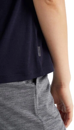 Drayden Reversible SS Top - Women's|-|icebreaker Women's Merino Drayden Reversible Short Sleeve T-Shirt -Icebreaker ICE 0A56ES 7E 7EDetail3 20Midnight 20Navy