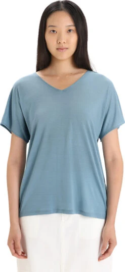 Drayden Reversible SS Top - Women's|-|icebreaker Women's Merino Drayden Reversible Short Sleeve T-Shirt -Icebreaker ICE 0A56ES 7E 7EFront1 20Astral 20Blue