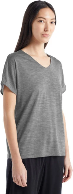 Drayden Reversible SS Top - Women's|-|icebreaker Women's Merino Drayden Reversible Short Sleeve T-Shirt -Icebreaker ICE 0A56ES 7E 7ESide 20Metro 20Heather