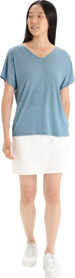 Drayden Reversible SS Top - Women's|-|icebreaker Women's Merino Drayden Reversible Short Sleeve T-Shirt -Icebreaker ICE 0A56ES 7E 7EStandard 20Outfit 20Astral 20Blue