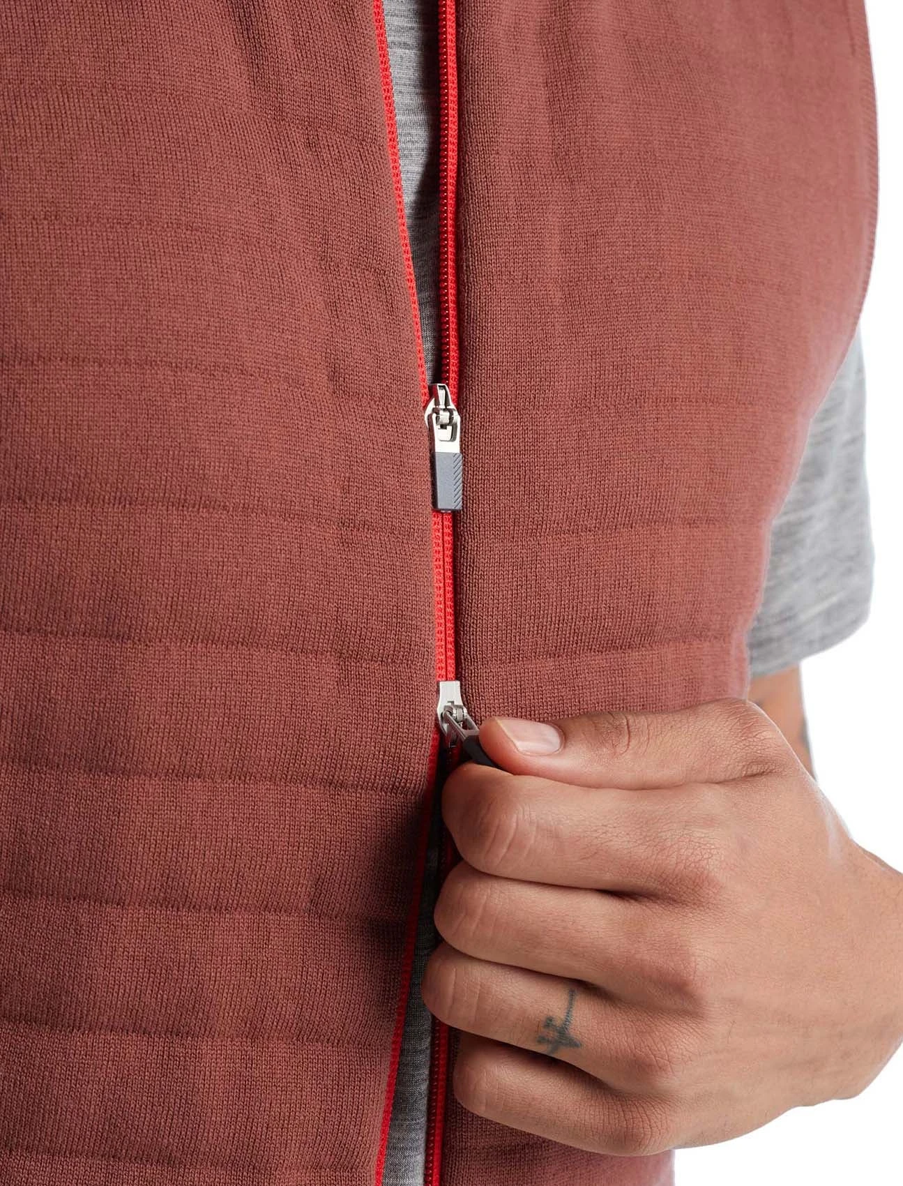 Icebreaker ZoneKnit Insulated Vest - Men's|-|Veste Isolée ZoneKnit - Homme 9 Icebreaker ZoneKnit Insulated Vest - Men's|-|Veste Isolée ZoneKnit - Homme - Image 7