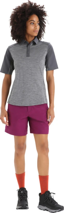 Icebreaker Hike Shorts - Women's|-|Short Hike - Femme 27 Icebreaker Hike Shorts - Women's|-|Short Hike - Femme -Icebreaker ICE 0A56MP 7E 7EStandard 20Outfit 20Go 20Berry