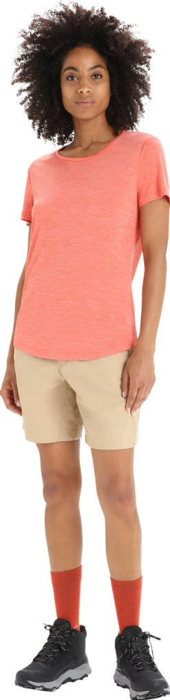 Icebreaker Hike Shorts - Women's|-|Short Hike - Femme 25 Icebreaker Hike Shorts - Women's|-|Short Hike - Femme -Icebreaker ICE 0A56MP 7E 7EStandard 20Outfit 20Sand