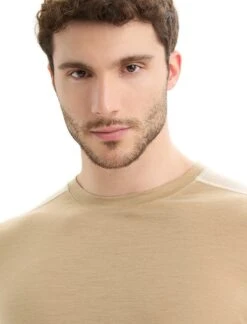 Icebreaker IB X Timberland Merino ZoneKnit Short Sleeve Tee - Men's|-|T-shirt à Manches Courtes En Laine Mérinos ZoneKnit IB X Timberland - Homme 25 Icebreaker IB X Timberland Merino ZoneKnit Short Sleeve Tee - Men's|-|T-shirt à Manches Courtes En Laine Mérinos ZoneKnit IB X Timberland - Homme -Icebreaker ICE 0A56MY 7E 7EDetail1 20Sand 20 20Chalk 522a5bf7 5fd8 4304 9386 7ee0514a0a55