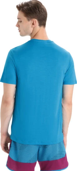 Icebreaker Tech Lite II Short Sleeve Tee Cadence Paths - Men's|-|T-shirt Tech Lite II Cadence Paths - Homme -Icebreaker ICE 0A56N8 7E 7EBack 20Geo 20Blue dad28e65 c0b5 4653 9304 49dafd45d60d
