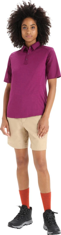Icebreaker Hike Short Sleeve Top - Women's|-|Haut à Manches Courtes Hike - Femme -Icebreaker ICE 0A56OM 7E 7EStandard 20Outfit 20Go 20Berry