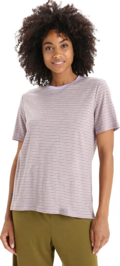 Icebreaker Merino Linen Short Sleeve Stripe Tee - Women's|-|T-shirt Rayé En Lin Mérinos - Femme 23 Icebreaker Merino Linen Short Sleeve Stripe Tee - Women's|-|T-shirt Rayé En Lin Mérinos - Femme -Icebreaker ICE 0A56OO 7E 7EFront 20Purple 20Gaze 20 20Algae