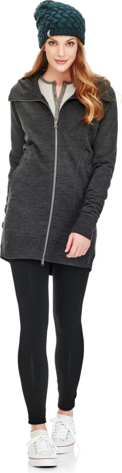 Icebreaker Crush Pants - Women's|-|Pantalon Crush - Femme -Icebreaker ICE 102196 7EBlack 20 20Charcoal 7EModel fd0de8d8 cc0c 4de1 9b35 a28769c83a91