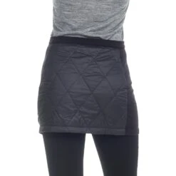 Icebreaker Helix Skirt - Women's|-|Jupe Helix Femme -Icebreaker ICE 103429 7EBlack 20 20Snow 7EBack 485c3d8a 17c6 4eb9 8bf5 ede151dcf774