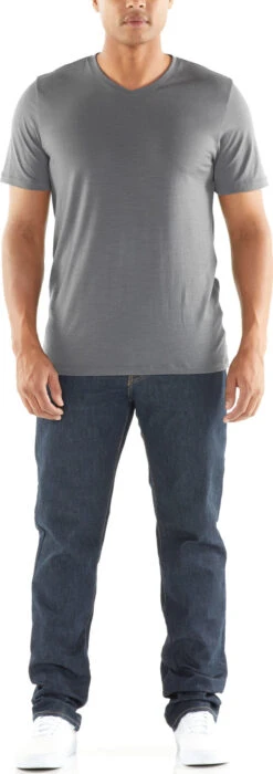 Icebreaker Tech Lite Short Sleeve V - Men's|-|T-shirt à Col V Tech Lite - Homme 27 Icebreaker Tech Lite Short Sleeve V - Men's|-|T-shirt à Col V Tech Lite - Homme -Icebreaker ICE 104123 7ETimberwolf 7EModel 5ee0fd91 a771 4d85 a6cc b4f6e27f643a