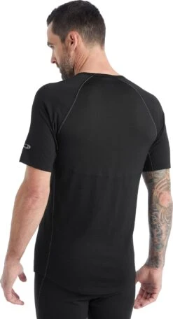 Icebreaker 150 Zone Short Sleeve Crewe - Men's|-|T-Shirt 150 Zone - Homme 32 Icebreaker 150 Zone Short Sleeve Crewe - Men's|-|T-Shirt 150 Zone - Homme -Icebreaker ICE 104346 7E 7EBack 20Black d38e46d5 711e 4e4d abde c1ef2b5f017d