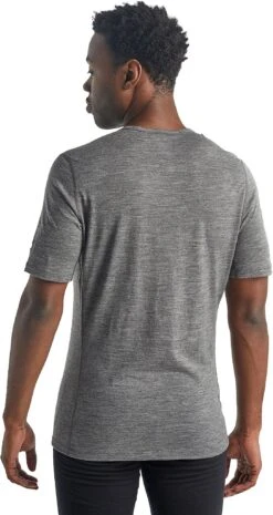 Haut Col Rond Isotherme Oasis Short Sleeve Crewe 200 En Mérinos|-|Icebreaker Men's Merino 200 Oasis Short Sleeve Crewe T-Shirt | Black | 100% Merino Wool -Icebreaker ICE 104509 7E 7EBack 20FW19 20 20Gritstone 20Heather