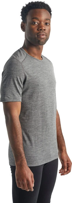 Haut Col Rond Isotherme Oasis Short Sleeve Crewe 200 En Mérinos|-|Icebreaker Men's Merino 200 Oasis Short Sleeve Crewe T-Shirt | Black | 100% Merino Wool -Icebreaker ICE 104509 7E 7EFront 20FW19 20 20Gritstone 20Heather