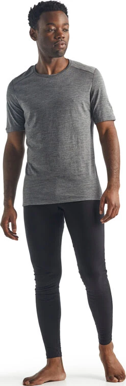 Haut Col Rond Isotherme Oasis Short Sleeve Crewe 200 En Mérinos|-|Icebreaker Men's Merino 200 Oasis Short Sleeve Crewe T-Shirt | Black | 100% Merino Wool -Icebreaker ICE 104509 7E 7EStandard 20Outfit 20FW19 20 20Gritstone 20Heather