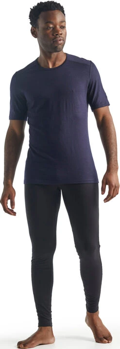 Haut Col Rond Isotherme Oasis Short Sleeve Crewe 200 En Mérinos|-|Icebreaker Men's Merino 200 Oasis Short Sleeve Crewe T-Shirt | Black | 100% Merino Wool -Icebreaker ICE 104509 7E 7EStandard 20Outfit 20Midnight 20Navy