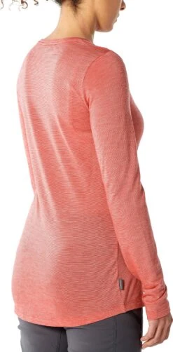 Icebreaker Sphere LS Low Crewe - Women's|-|Haut Léger à Manches Longues Et Col Rond Sphere - Femme -Icebreaker ICE 104677 7E 7EModelB 20Fire