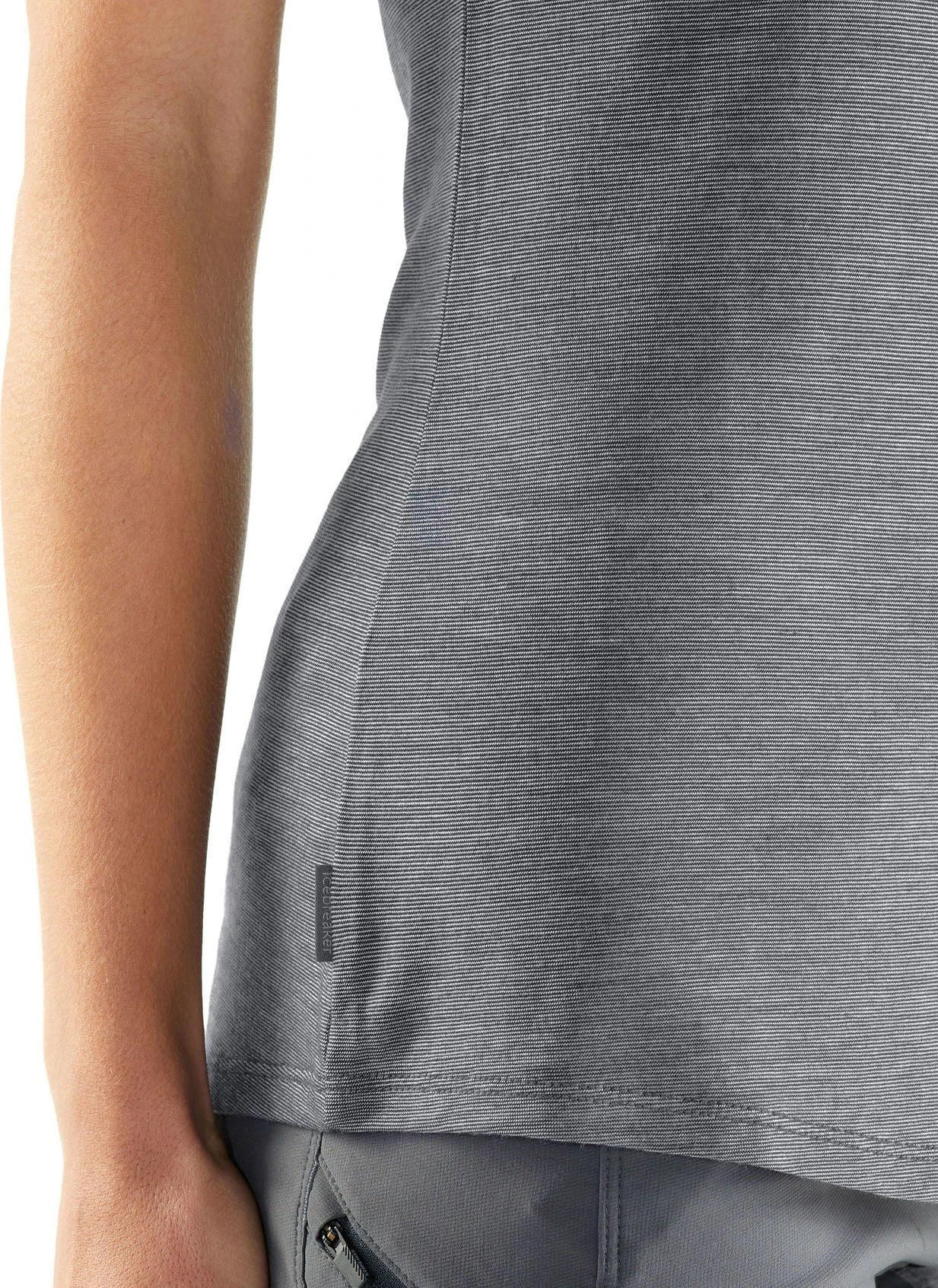 Icebreaker Sphere Tank - Women's|-|Camisole Sphere - Femme 14 Icebreaker Sphere Tank - Women's|-|Camisole Sphere - Femme - Image 12