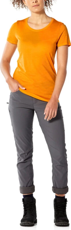 Icebreaker Sphere Short Sleeve Low Crewe - Women's|-|T-shirt Sphere - Femme -Icebreaker ICE 104680 7E 7EModel 20Sun 20Heather