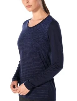 Icebreaker Tech Lite LS Low Crewe Landscape Lines - Women's|-|Haut Léger à Manches Longues Et Col Rond Tech Lite Landscape Lines - Femme 13 Icebreaker Tech Lite LS Low Crewe Landscape Lines - Women's|-|Haut Léger à Manches Longues Et Col Rond Tech Lite Landscape Lines - Femme -Icebreaker ICE 104740 7E 7EDetail1 20Midnight 20Navy