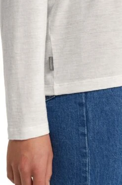 Icebreaker Granary LS Tee - Women's |-|T-shirt à Manches Longues Granary - Femme 33 Icebreaker Granary LS Tee - Women's |-|T-shirt à Manches Longues Granary - Femme -Icebreaker ICE IB0A56C1 7E 7EDetail1 20Ecru 20Heather f553a88b 8a2f 4cc6 a80f 9a5bbeaba6d5