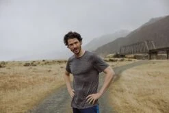 Icebreaker Sphere II Short Sleeves T-shirt - Men's|-|T-shirt à Manches Courtes Sphere II - Homme 27 Icebreaker Sphere II Short Sleeves T-shirt - Men's|-|T-shirt à Manches Courtes Sphere II - Homme -Icebreaker ICE IB0A56C6 7E 7EDetail1 20Midnight 20Navy 20Heather