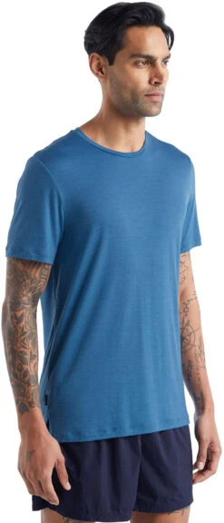 Icebreaker Sphere II Short Sleeves T-shirt - Men's|-|T-shirt à Manches Courtes Sphere II - Homme 24 Icebreaker Sphere II Short Sleeves T-shirt - Men's|-|T-shirt à Manches Courtes Sphere II - Homme -Icebreaker ICE IB0A56C6 7E 7ESide 20Azul