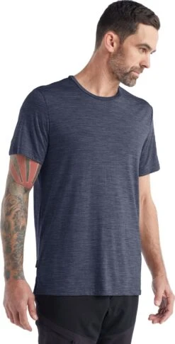 Icebreaker Sphere II Short Sleeves T-shirt - Men's|-|T-shirt à Manches Courtes Sphere II - Homme 28 Icebreaker Sphere II Short Sleeves T-shirt - Men's|-|T-shirt à Manches Courtes Sphere II - Homme -Icebreaker ICE IB0A56C6 7E 7ESide 20Midnight 20Navy 20Heather