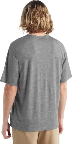 Icebreaker Granary Short Sleeve Pocket Tee - Men's|-|T-shirt à Poche à Manches Courtes De Granary - Homme -Icebreaker ICE IB0A56CK 7E 7EBack 20Metro 20Heather e0b1130d b191 4c41 b393 b50147c123b0