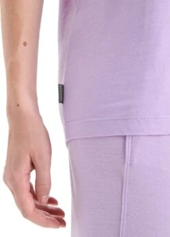 Icebreaker Granary SS Tee - Women's|-|T-shirt à Manches Courtes Granary - Femme 30 Icebreaker Granary SS Tee - Women's|-|T-shirt à Manches Courtes Granary - Femme -Icebreaker ICE IB0A56EM 7E 7EDetail2 20Purple 20Gaze