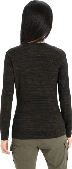 Icebreaker 200 Oasis Long Sleeve Crewe Base Layer Top - Women's|-|Couche De Base à Manches Longues Et Col Rond 200 Oasis - Femme 31 Icebreaker 200 Oasis Long Sleeve Crewe Base Layer Top - Women's|-|Couche De Base à Manches Longues Et Col Rond 200 Oasis - Femme -Icebreaker ICE IB0A56HX 7E 7EBack 20Black 20 20Clove 20 20Aop