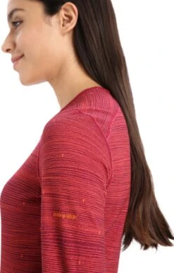 Icebreaker 200 Oasis Long Sleeve Crewe Base Layer Top - Women's|-|Couche De Base à Manches Longues Et Col Rond 200 Oasis - Femme 32 Icebreaker 200 Oasis Long Sleeve Crewe Base Layer Top - Women's|-|Couche De Base à Manches Longues Et Col Rond 200 Oasis - Femme -Icebreaker ICE IB0A56HX 7E 7EDetail 20Cherry 20 20Flash 20 20Aop