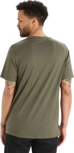 Icebreaker Tech Lite II Ski Stripes Merino Short Sleeve T-Shirt - Men's|-|T-shirt à Manches Courtes En Laine Mérinos Ski Stripes Tech Lite II - Homme 26 Icebreaker Tech Lite II Ski Stripes Merino Short Sleeve T-Shirt - Men's|-|T-shirt à Manches Courtes En Laine Mérinos Ski Stripes Tech Lite II - Homme -Icebreaker ICE IB0A56M 7E 7EDetail3 20Loden