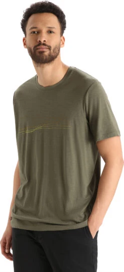 Icebreaker Tech Lite II Ski Stripes Merino Short Sleeve T-Shirt - Men's|-|T-shirt à Manches Courtes En Laine Mérinos Ski Stripes Tech Lite II - Homme 29 Icebreaker Tech Lite II Ski Stripes Merino Short Sleeve T-Shirt - Men's|-|T-shirt à Manches Courtes En Laine Mérinos Ski Stripes Tech Lite II - Homme -Icebreaker ICE IB0A56M 7E 7EFront 20Loden