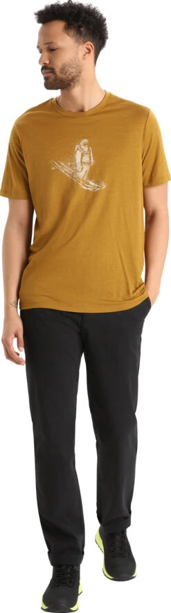 Icebreaker Tech Lite II Skiing Yeti Merino Short Sleeve T-Shirt - Men's|-|T-shirt à Manches Courtes En Laine Mérinos Skiing Yeti Tech Lite II - Homme -Icebreaker ICE IB0A56YET 7E 7EStandard 20Outfit 20Clove 20 20Yeti