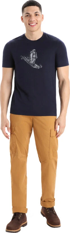 Icebreaker Tech Lite II Skiing Yeti Merino Short Sleeve T-Shirt - Men's|-|T-shirt à Manches Courtes En Laine Mérinos Skiing Yeti Tech Lite II - Homme -Icebreaker ICE IB0A56YET 7E 7EStandard 20Outfit 20Midnight 20Navy 53b77e5d 4383 4f87 89f4 85315664607e