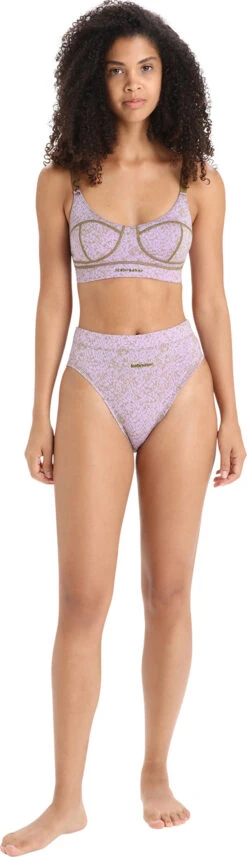 Icebreaker Queens High Cut Brief - Women's|-|Culotte Taille Haute Queens - Femme 28 Icebreaker Queens High Cut Brief - Women's|-|Culotte Taille Haute Queens - Femme -Icebreaker ICE IB0A59I2 7E 7EStandard 20Outfit 20Algae 20 20Purple 20Gaze 20 20AOP