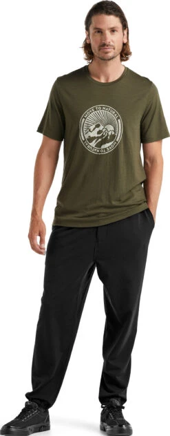 Icebreaker Tech Lite II Move To Natural Mountain SS Tee - Men's|-|T-shirt à Manches Courtes Move To Natural Mountain De Tech Lite II - Homme -Icebreaker ICE IB0A59J3 7E 7EStandard 20Outfit 20Loden