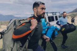 Icebreaker 200 Sonebula LS Crewe Base Layer Top - Men's|-|Couche De Base à Manches Longues Et Col Rond 200 Sonebula - Homme -Icebreaker ICE IB0A59JT 7E 7ELifestyle4 20Kale 1b6c404e 0590 46e9 b4bb 9914d45235f1