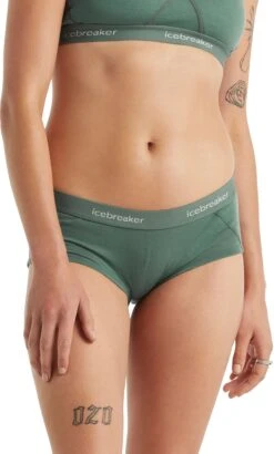 Icebreaker Sprite Hot Pants - Women's|-|Culotte Sprite Hot - Femme -Icebreaker ICE IB103023 7E 7EFront 20Sage 974e6566 2692 42e6 b7b7 ace241607ef6