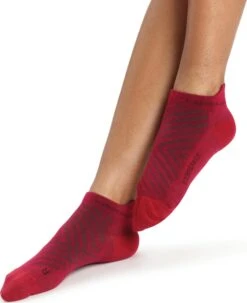 Icebreaker Run+ Ultralight Micro Socks - Women's|-|Bas Run+ Ultralight Micro - Femme 13 Icebreaker Run+ Ultralight Micro Socks - Women's|-|Bas Run+ Ultralight Micro - Femme -Icebreaker ICE IB104215 7ECherry 20 20Espresso