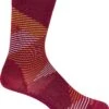 Icebreaker Lifestyle Fine Gauge Dashes Crew Socks - Women's|-|Bas Lifestyle Fine Gauge Dashes Crew - Femme -Icebreaker ICE IB105304 7ECherry 20 20Silent 20Gold 20 20Clove