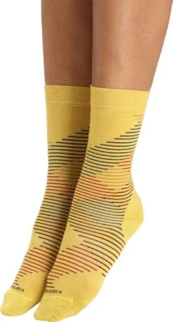 Icebreaker Lifestyle Fine Gauge Dashes Crew Socks - Women's|-|Bas Lifestyle Fine Gauge Dashes Crew - Femme -Icebreaker ICE IB105304 7ESilent 20Gold 20 20Clove 20 20Royal 20Navy