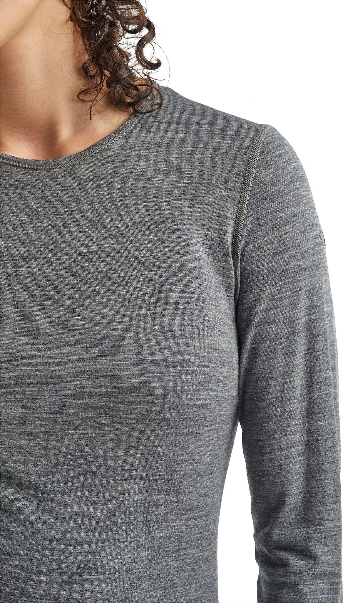 Icebreaker 200 Oasis Long Sleeve Crewe - Women's|-|Chandail à Manches Longues 200 Oasis - Femme 21 Icebreaker 200 Oasis Long Sleeve Crewe - Women's|-|Chandail à Manches Longues 200 Oasis - Femme - Image 19