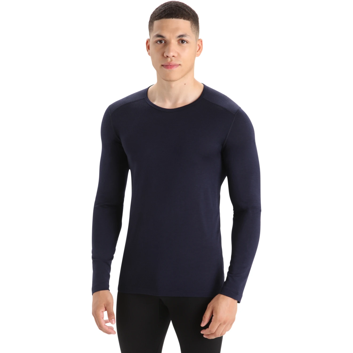 Icebreaker 200 Oasis Crewe Long Sleeve Shirt Men - Midnight Navy 3 Icebreaker 200 Oasis Crewe Long Sleeve Shirt Men - Midnight Navy
