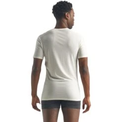 Icebreaker Anatomica Crewe Short Sleeve Shirt Men - Snow 6 Icebreaker Anatomica Crewe Short Sleeve Shirt Men - Snow -Icebreaker icebreaker mens anatomica crewe short sleeve shirt snow 3 1263221