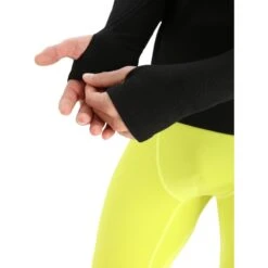 Icebreaker MerinoFine™ Long Sleeve Roll Neck Shirt Men - Black -Icebreaker icebreaker mens merinofine long sleeve roll neck black 7 1263587