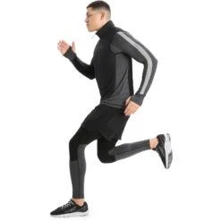 Icebreaker MerinoLoft™ Vest Men - Black/Jet Hthr -Icebreaker icebreaker mens merinoloft vest black jet hthr 10 1263679