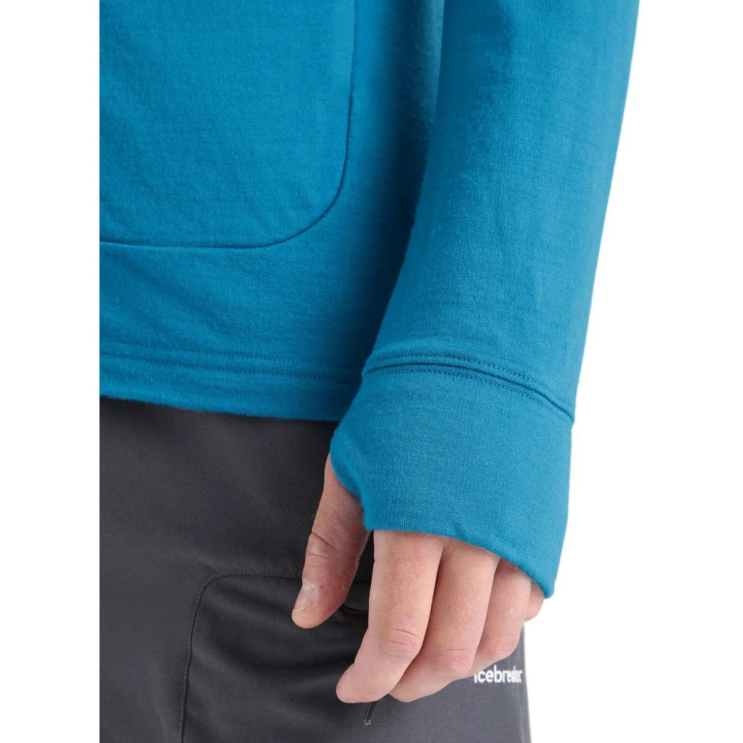 Icebreaker Quantum III Long Sleeve Zip Midlayer Men - Geo Blue 11 Icebreaker Quantum III Long Sleeve Zip Midlayer Men - Geo Blue - Image 9