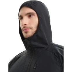 Icebreaker Shell+™ Cotton Windbreaker Men - Black -Icebreaker icebreaker mens shell plus cotton windbreaker black 7 1554494